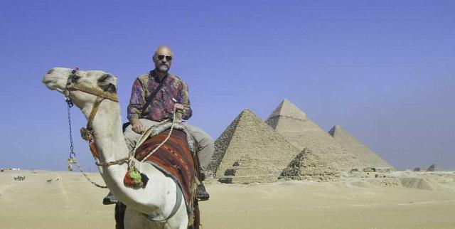 Giza Pyramids IMGP4590 1.jpg